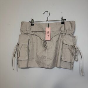 MICAS Utility Cargo Mini Skirt Beige XL – Y2K Street Style, Adjustable Waist
